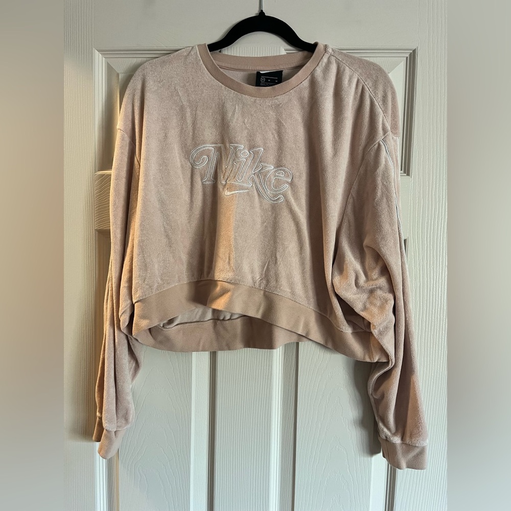 Medium Nike Sweater